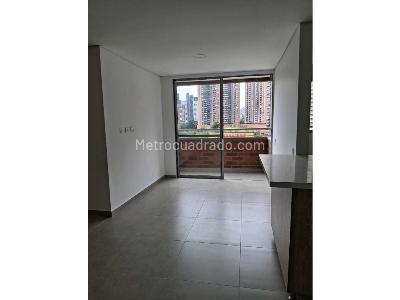 Apartamento en venta en Ditaires, Itagüí · foto 2 de 17