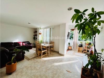Apartamento en venta en Calasanz, Medellín · foto 4 de 20