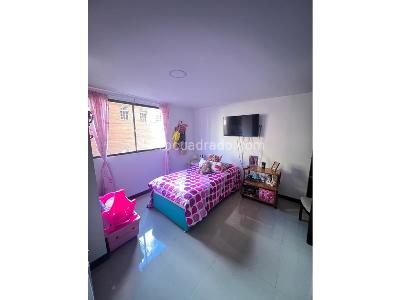 Apartamento en venta en El Portal, Envigado · foto 10 de 16