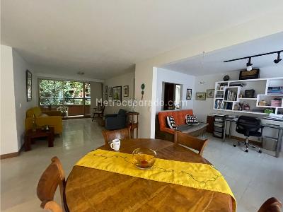 Apartamento en venta en Castropol, Medellín · foto 2 de 17