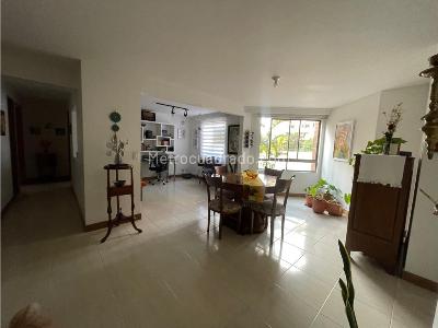 Apartamento en venta en Castropol, Medellín · foto 5 de 17