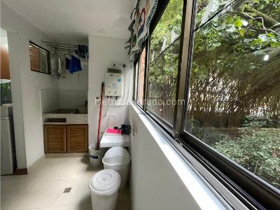 Apartamento en venta en Castropol, Medellín · foto 8 de 17