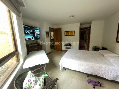 Apartamento en venta en Castropol, Medellín · foto 14 de 17