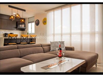 Apartamento de 3 alcobas en venta en Parque, Sabaneta, 72 m² · foto 3 de 15