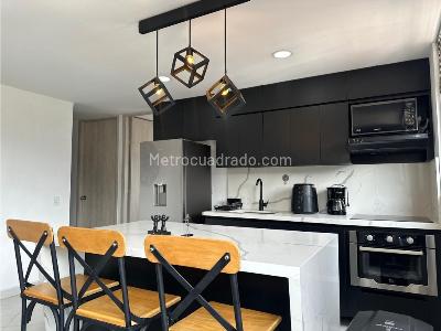 Apartamento de 3 alcobas en venta en Parque, Sabaneta, 72 m² · foto 7 de 15