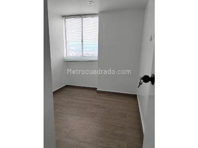 Apartamento de 3 alcobas en venta en Villa Central, Itagüí, 65 m² · foto 10 de 11