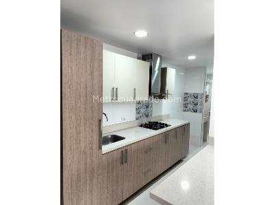 Apartamento de 3 alcobas en venta en Villa Central, Itagüí, 65 m² · foto 3 de 11