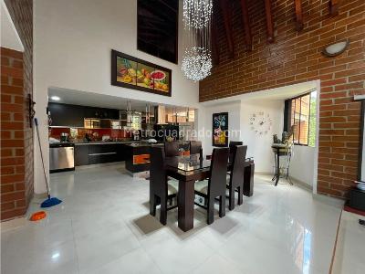 Apartamento en venta en El Poblado, Medellín · foto 12 de 20