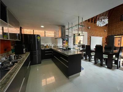 Apartamento en venta en El Poblado, Medellín · foto 16 de 20