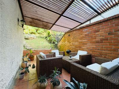Casa de 3 alcobas en venta en La Sebastiana, Envigado, 207 m² · foto 2 de 20