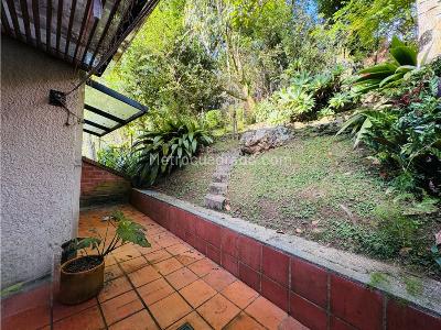 Casa de 3 alcobas en venta en La Sebastiana, Envigado, 207 m² · foto 4 de 20