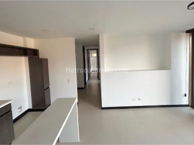 Apartamento en venta en Altos Del Poblado, Medellín · foto 3 de 20
