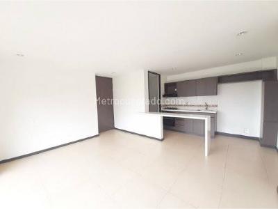 Apartamento en venta en Altos Del Poblado, Medellín · foto 4 de 20