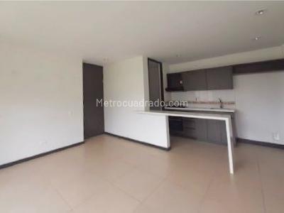 Apartamento en venta en Altos Del Poblado, Medellín · foto 7 de 20