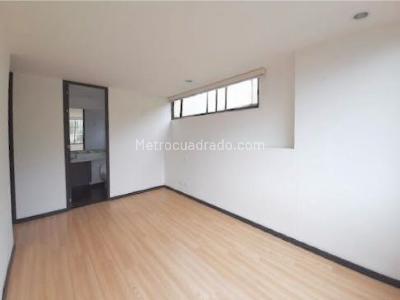 Apartamento en venta en Altos Del Poblado, Medellín · foto 14 de 20