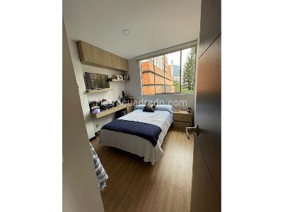 Apartamento de 3 alcobas en venta en Avesmaria, Sabaneta, 90 m² · foto 13 de 18