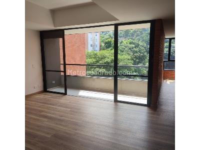 Apartaestudio en venta en Av, Envigado, 67 m² · foto 2 de 7