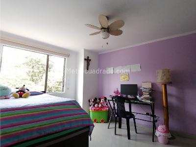 Apartamento de 3 alcobas en venta en San Joaquin, Medellín, 129 m² · foto 14 de 20