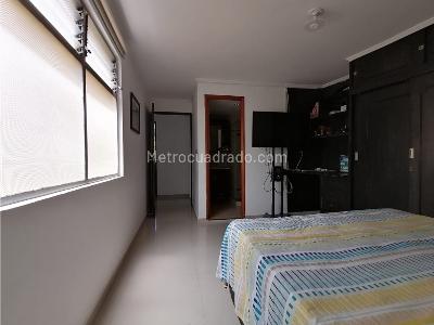 Apartamento de 3 alcobas en venta en San Joaquin, Medellín, 129 m² · foto 19 de 20