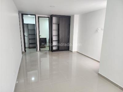 Apartamento de 3 alcobas en venta en Calle Del Banco, Sabaneta, 119 m² · foto 8 de 20