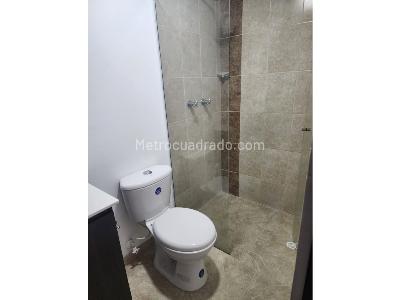 Apartamento de 3 alcobas en venta en Calle Del Banco, Sabaneta, 119 m² · foto 10 de 20