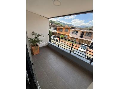Casa de 3 alcobas en venta en Belen, Medellín, 220 m² · foto 11 de 18