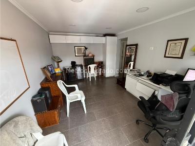 Casa de 3 alcobas en venta en Belen, Medellín, 220 m² · foto 12 de 18