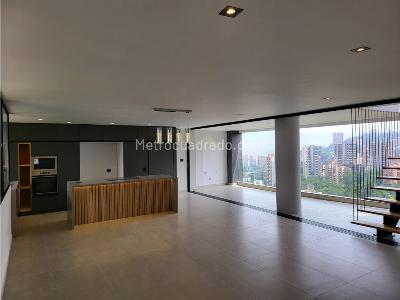 Apartamento de 5 alcobas en venta en El Poblado, Medellín, 230 m² · foto 4 de 20
