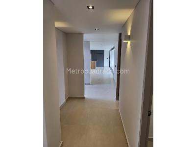 Apartamento de 5 alcobas en venta en El Poblado, Medellín, 230 m² · foto 7 de 20