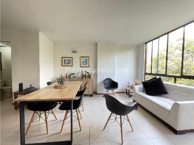 Apartamento en venta en Los Colores, Medellín · foto 2 de 14