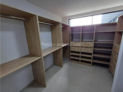 Apartamento en venta en El Poblado, Medellín · foto 20 de 20