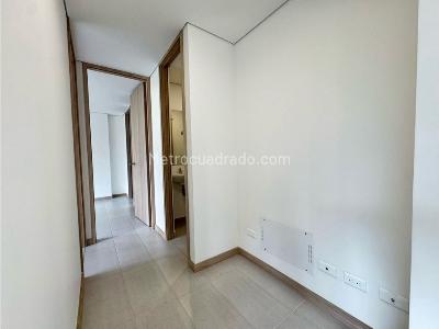 Apartamento en venta en Pilsen, Itagüí · foto 8 de 12