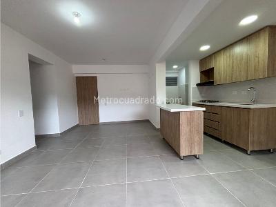 Apartamento de 2 alcobas en venta en El Guayabo, Itagüí, 60 m² · foto 3 de 20