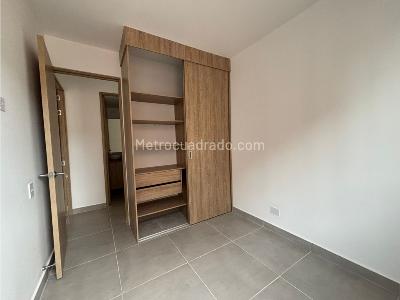 Apartamento de 2 alcobas en venta en El Guayabo, Itagüí, 60 m² · foto 10 de 20