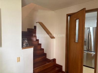 Apartamento de 3 alcobas en venta en El Poblado, Medellín, 172 m² · foto 7 de 11