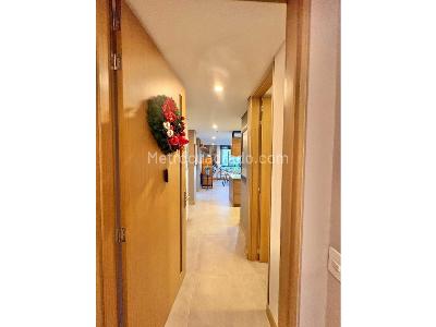 Apartamento de 3 alcobas en venta en Llanogrande, Rionegro, 141 m² · foto 2 de 9