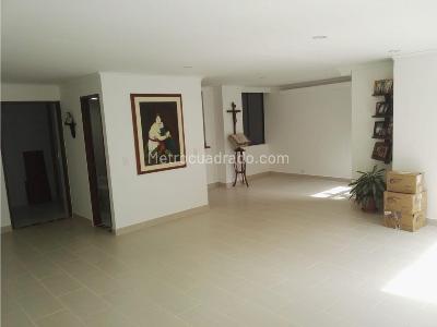 Apartamento en venta en Laureles, Medellín · foto 4 de 20