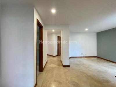 Apartamento en venta en Laureles, Medellín · foto 9 de 12
