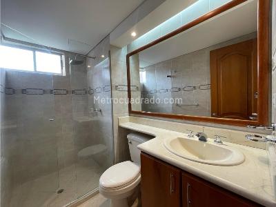 Apartamento en venta en Laureles, Medellín · foto 11 de 12