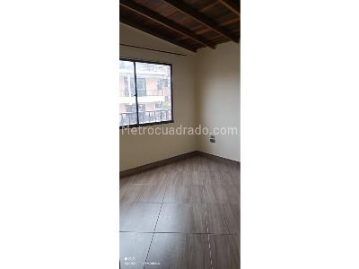 Apartamento de 4 alcobas en venta en Campo Valdes, Medellín, 97 m² · foto 11 de 12