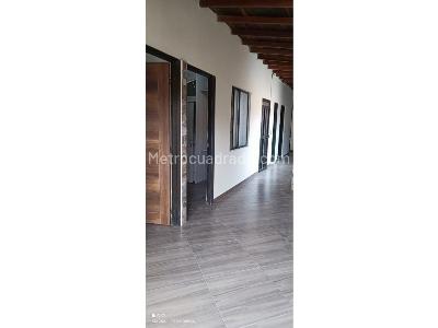 Apartamento de 4 alcobas en venta en Campo Valdes, Medellín, 97 m² · foto 4 de 12