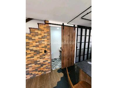 Apartamento de 2 alcobas en venta en El Poblado, Medellín, 72 m² · foto 10 de 16
