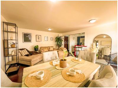 Apartamento de 3 alcobas en venta en Loma Linda, Sabaneta, 93 m² · foto 3 de 11