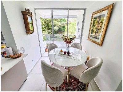 Apartamento de 3 alcobas en venta en Las Lomitas, Sabaneta, 69 m² · foto 4 de 19
