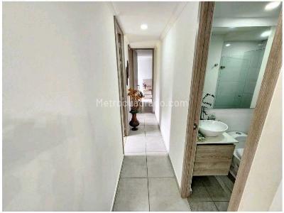 Apartamento de 3 alcobas en venta en Las Lomitas, Sabaneta, 69 m² · foto 7 de 19