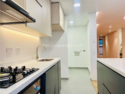 Apartamento de 3 alcobas en venta en Conquistadores, Medellín, 110 m² · foto 3 de 17