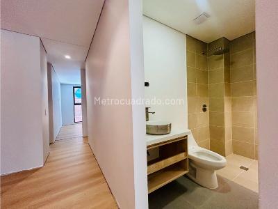 Apartamento de 3 alcobas en venta en Conquistadores, Medellín, 110 m² · foto 7 de 17