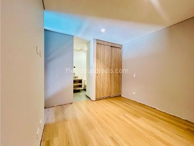 Apartamento de 3 alcobas en venta en Conquistadores, Medellín, 110 m² · foto 9 de 17