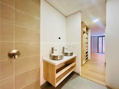 Apartamento de 3 alcobas en venta en Conquistadores, Medellín, 110 m² · foto 12 de 17
