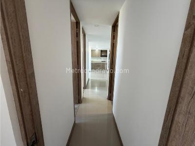 Apartamento en venta en El Chingui, Envigado · foto 7 de 16